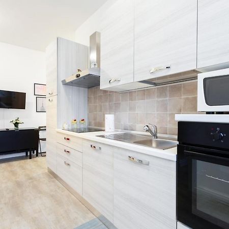 Renovated Flat Subway Yellow Line Milan Exterior photo