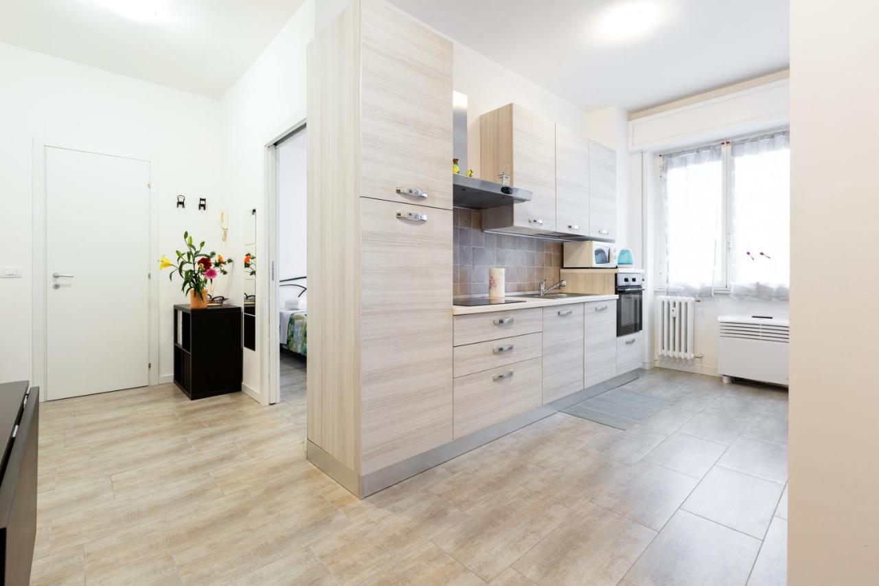 Renovated Flat Subway Yellow Line Milan Exterior photo